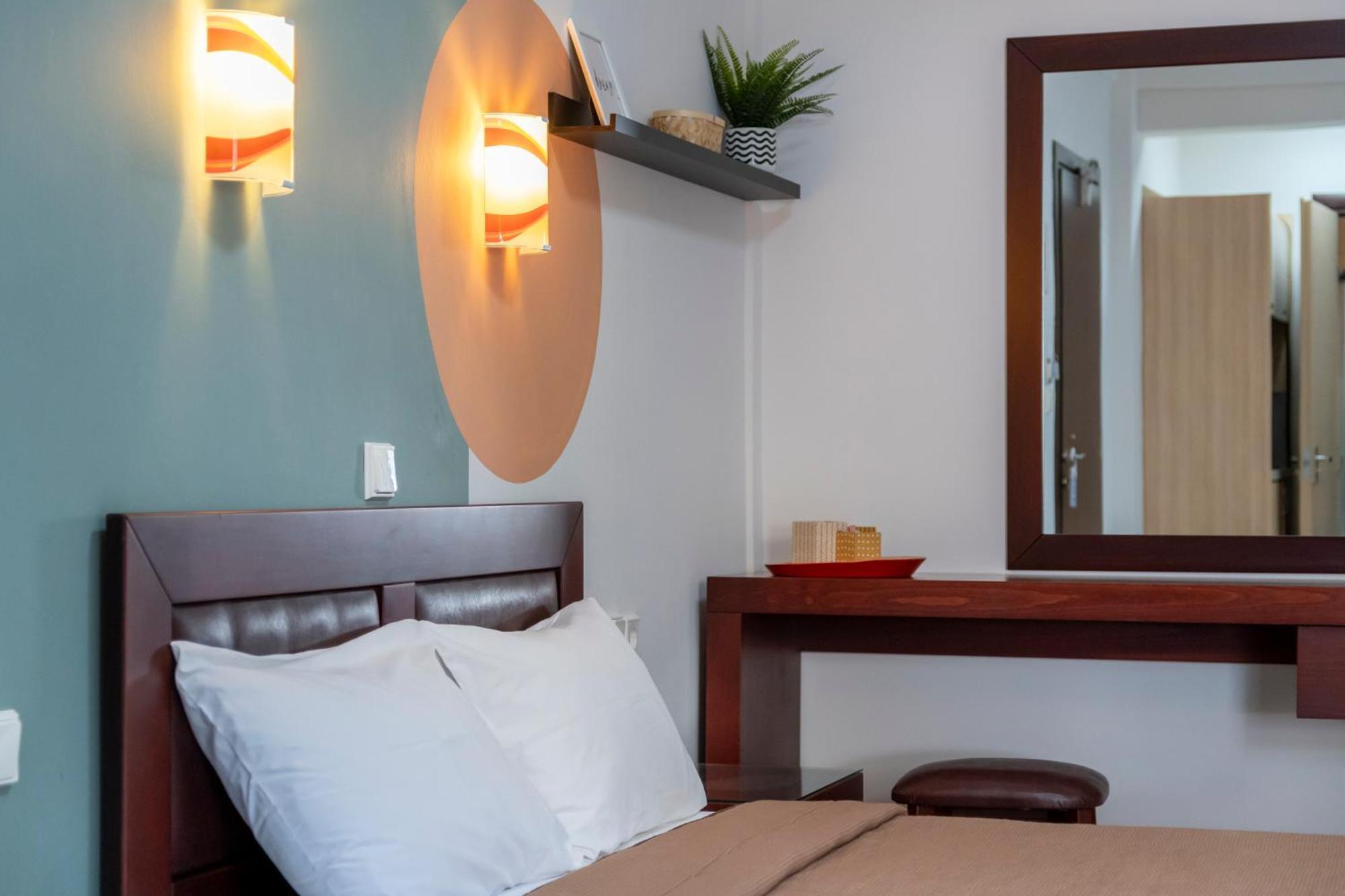 Naias Apartment *